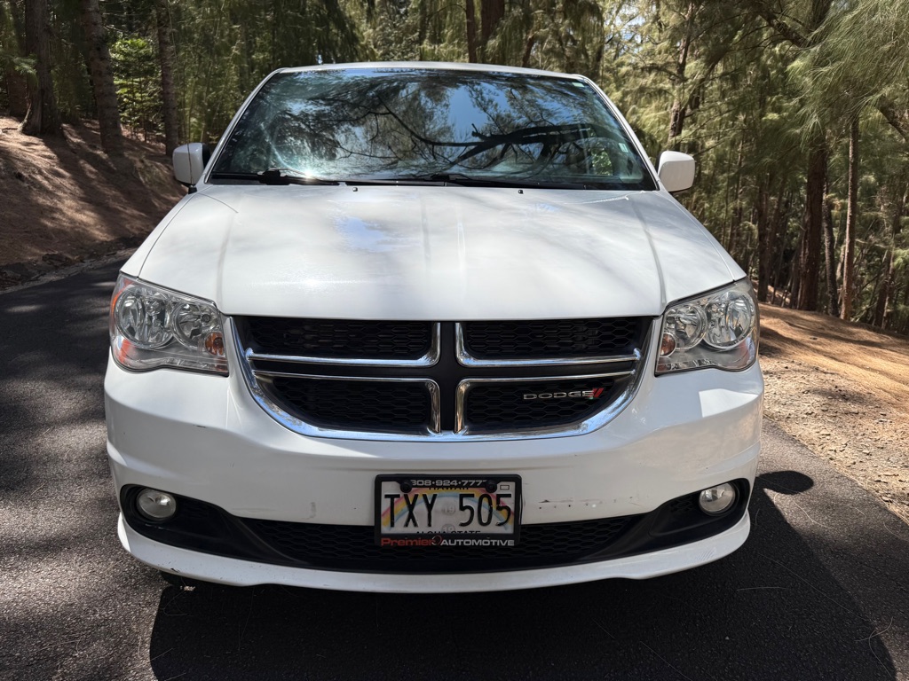 Photo 2 of this DODGE GRAND CARAVAN
