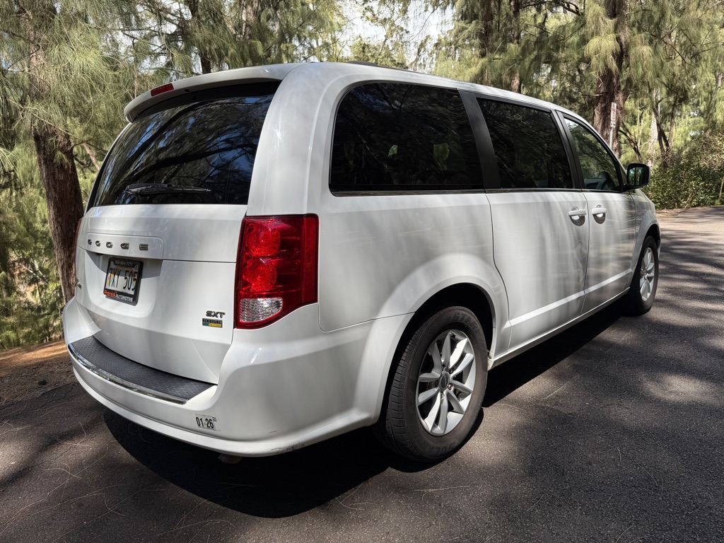 Photo 7 of this DODGE GRAND CARAVAN