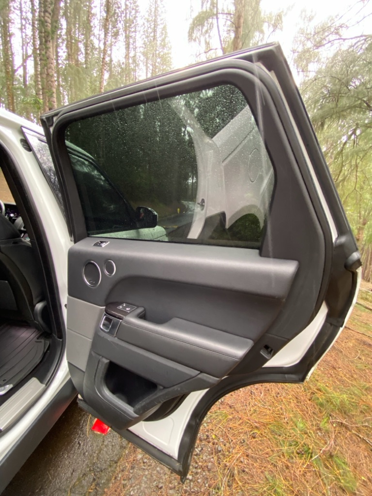 Photo 18 of this LAND ROVER RANGE ROVER SPO