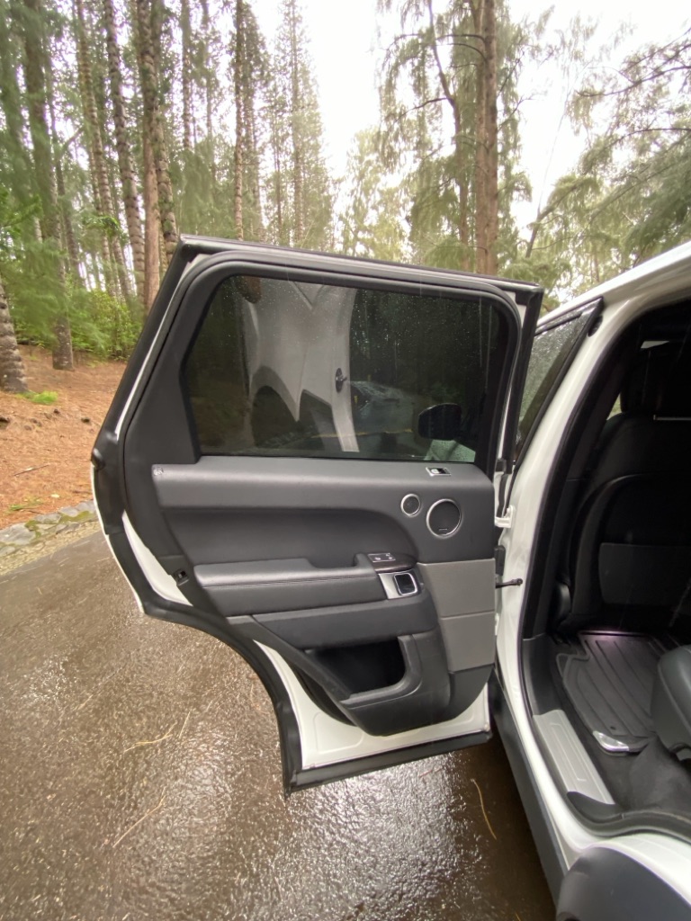 Photo 35 of this LAND ROVER RANGE ROVER SPO