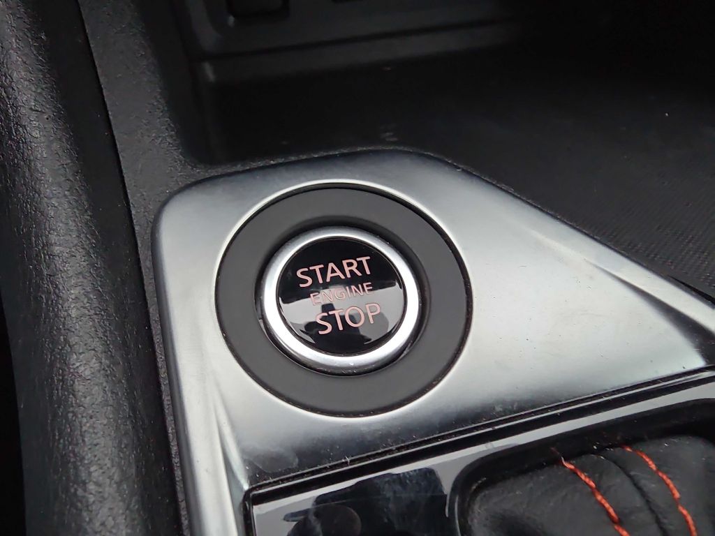 Photo 18 of this NISSAN SENTRA