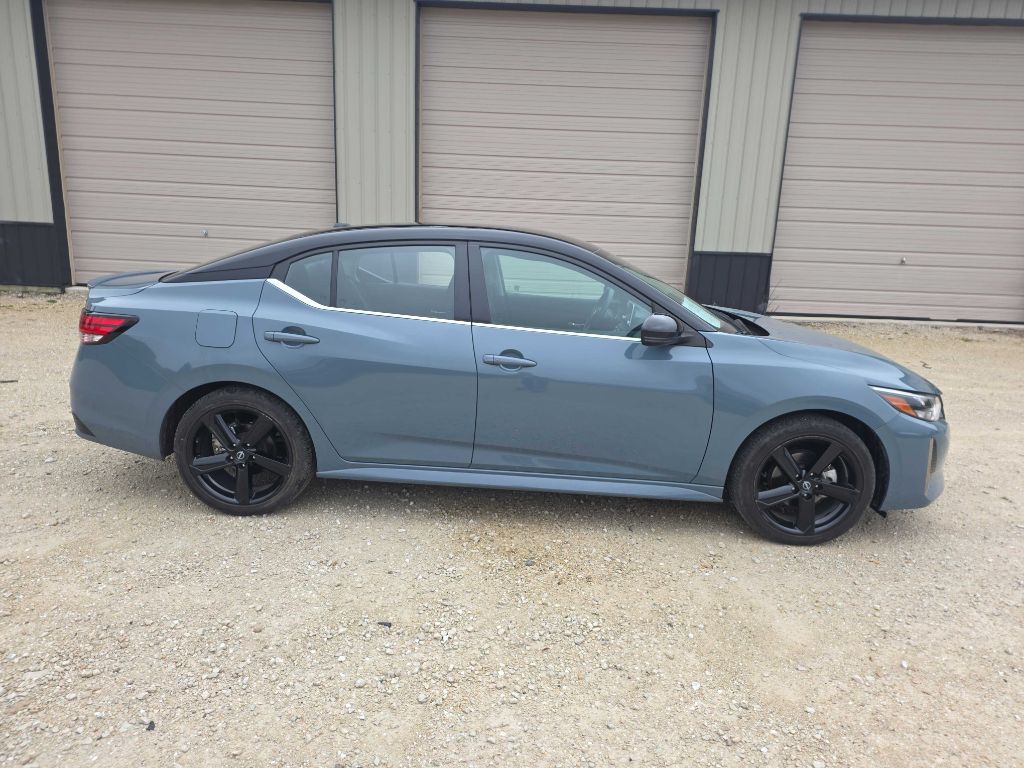 Photo 4 of this NISSAN SENTRA