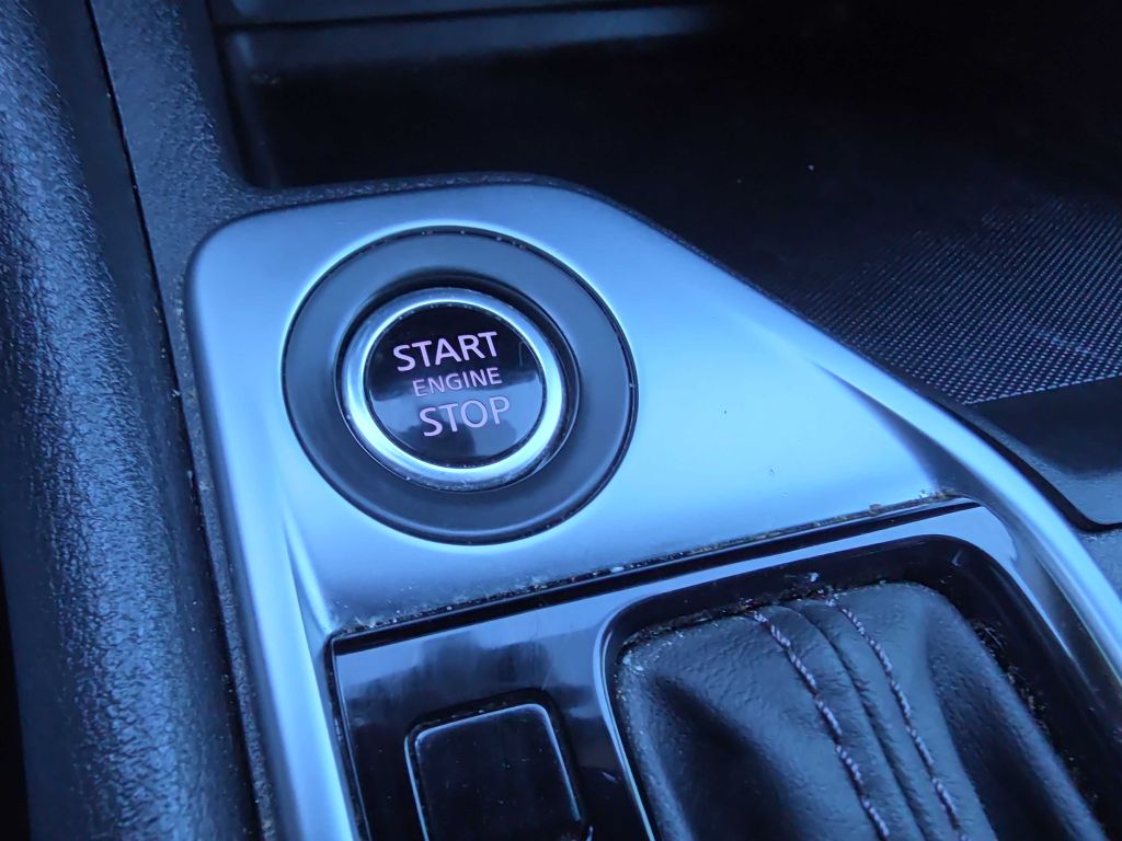 Photo 17 of this NISSAN SENTRA
