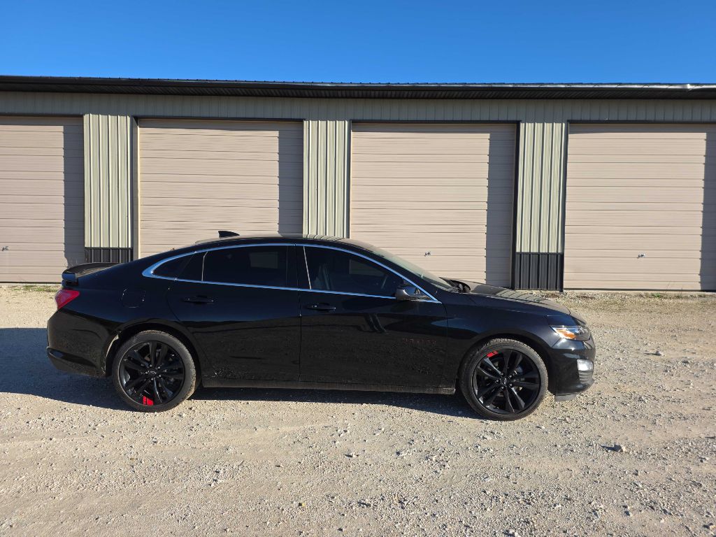 Photo 2 of this CHEVROLET MALIBU