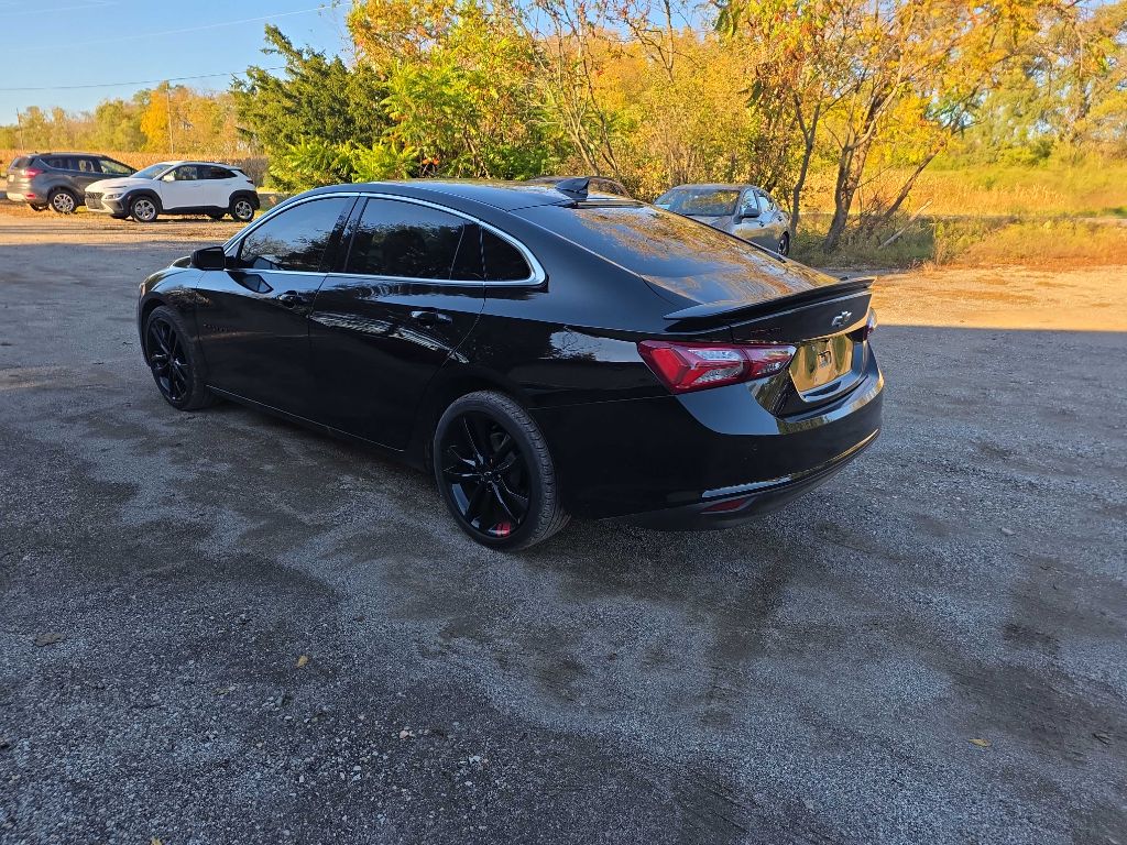 Photo 13 of this CHEVROLET MALIBU