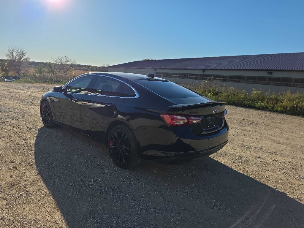 Photo 7 of this CHEVROLET MALIBU