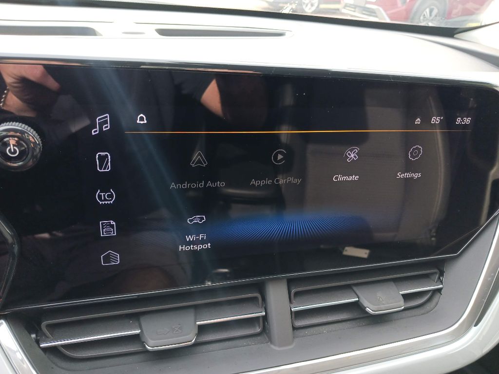 Photo 15 of this CHEVROLET TRAX