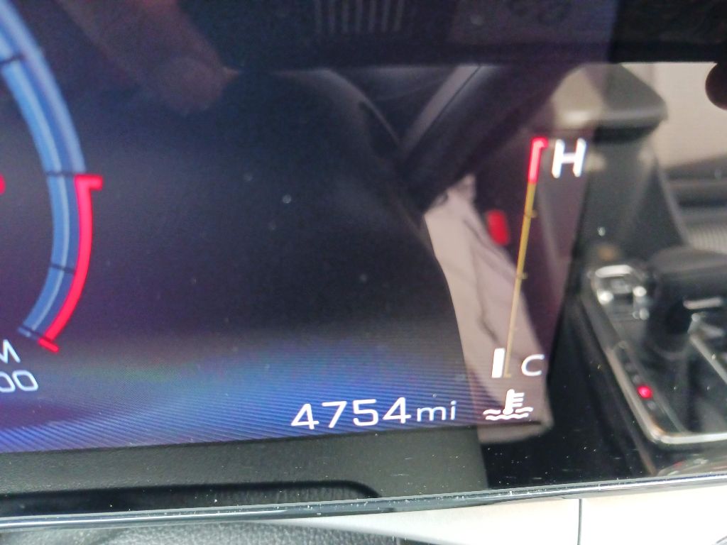 Photo 18 of this CHEVROLET TRAX
