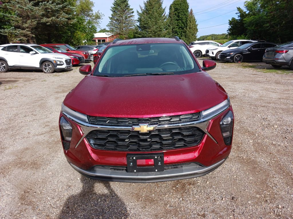 Photo 2 of this CHEVROLET TRAX