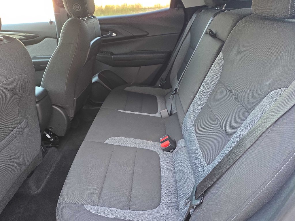 Photo 10 of this CHEVROLET TRAILBLAZER