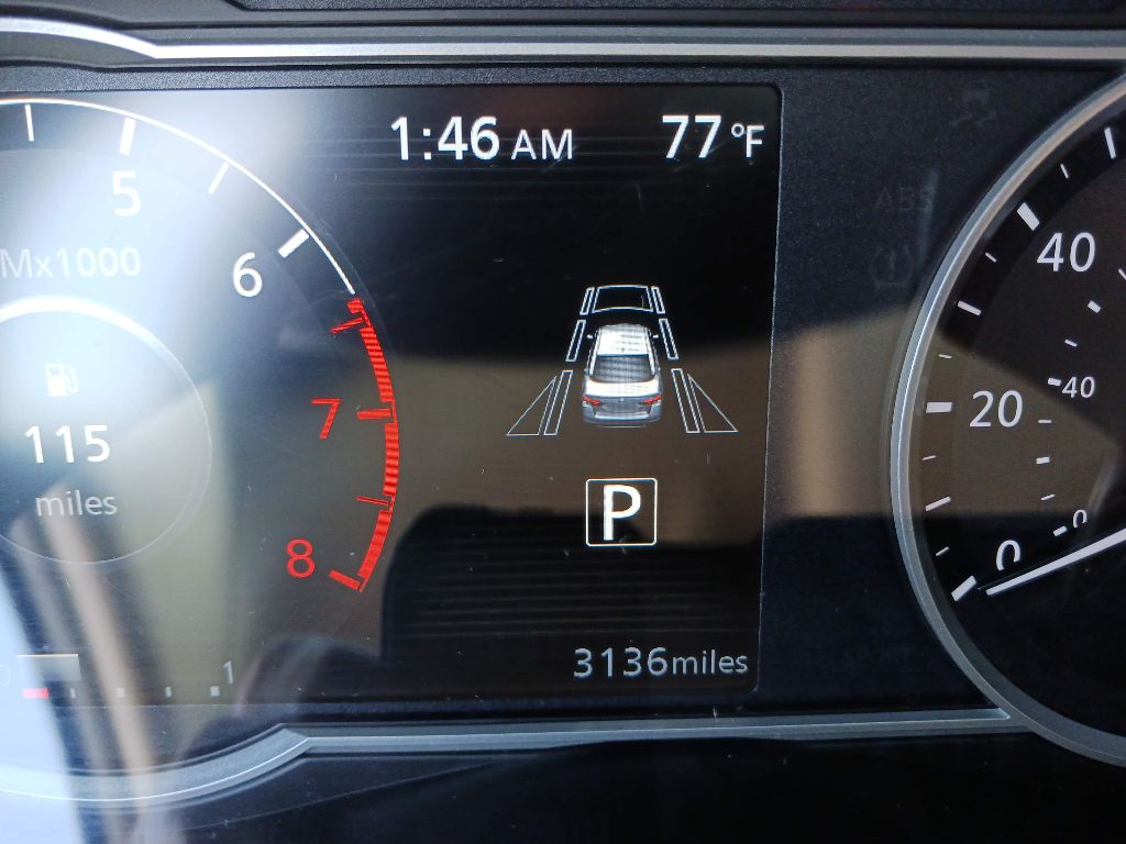 Photo 18 of this NISSAN VERSA