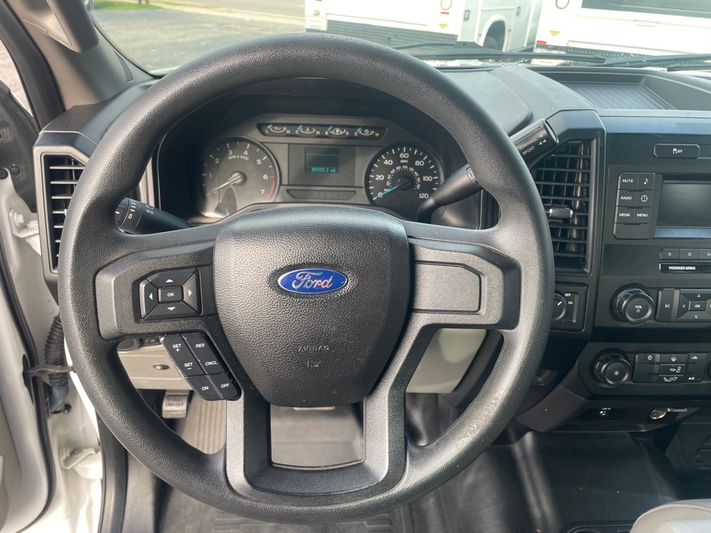 Photo 11 of this FORD F150