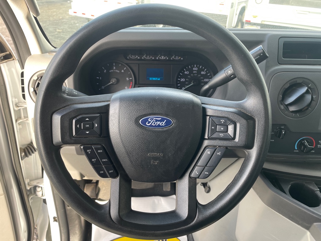 Photo 11 of this FORD E350