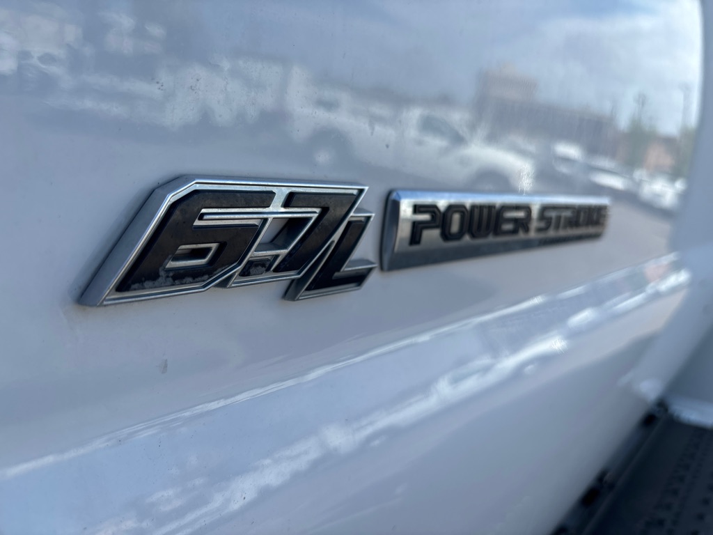 Photo 9 of this FORD F750