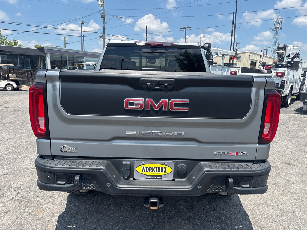 Photo 4 of this GMC SIERRA