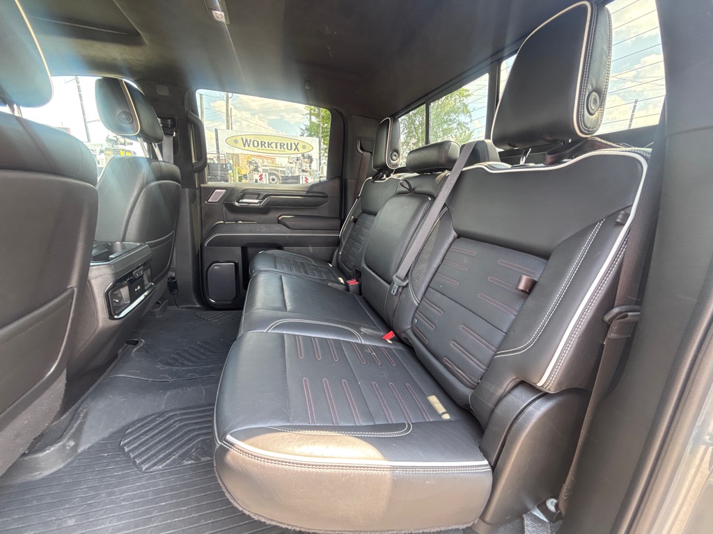 Photo 21 of this GMC SIERRA