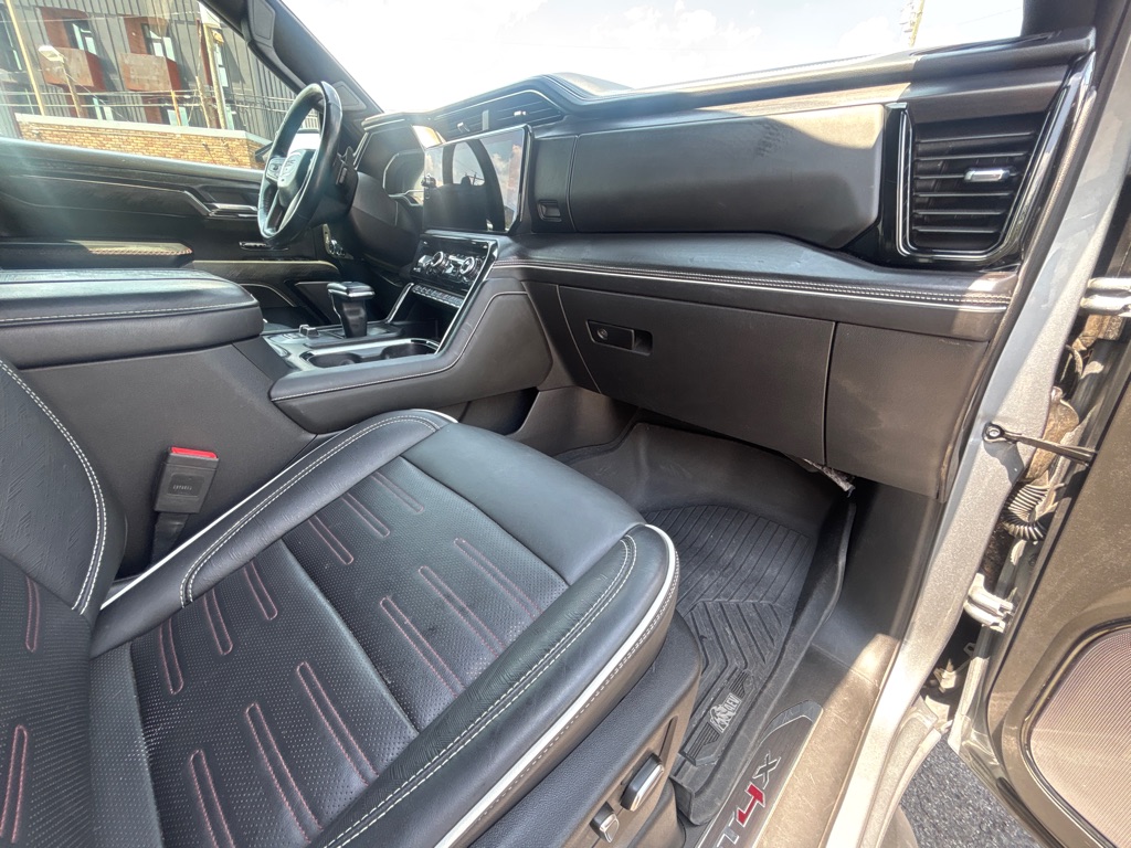 Photo 22 of this GMC SIERRA