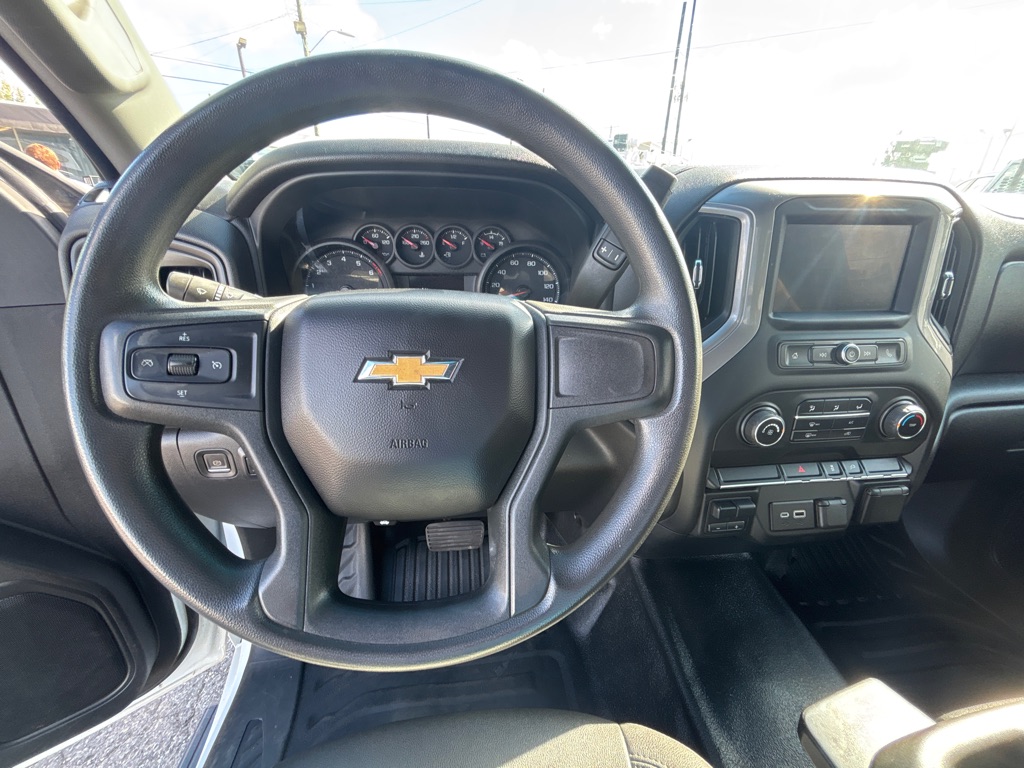Photo 11 of this CHEVROLET K3500