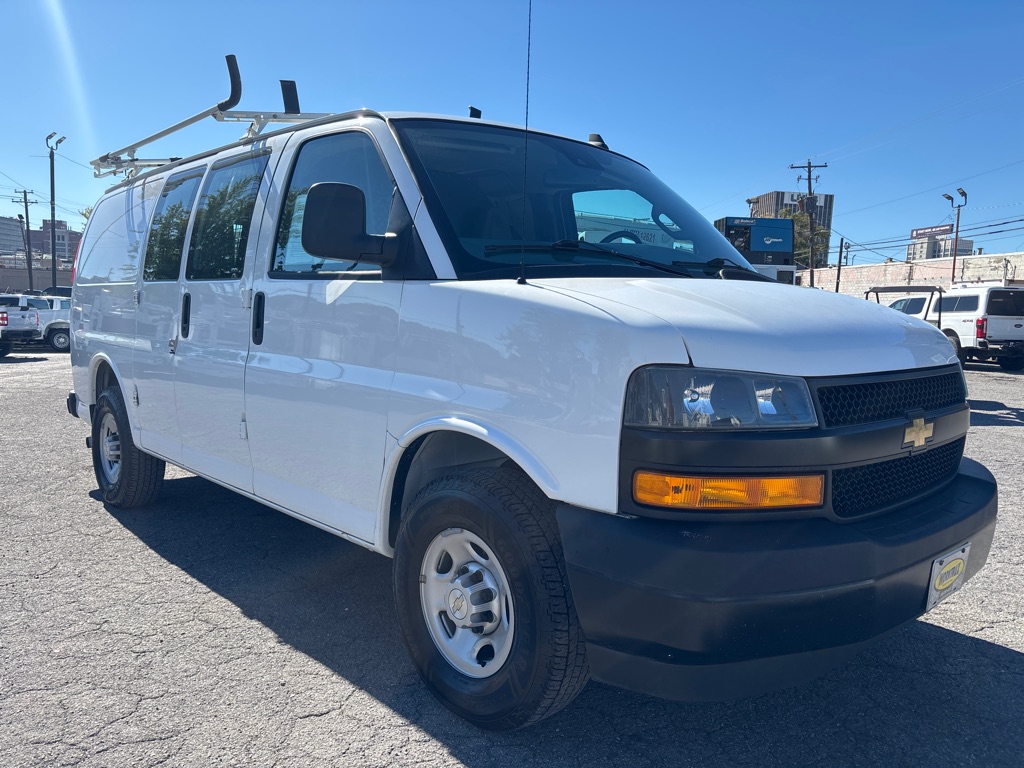 Photo 7 of this CHEVROLET G2500