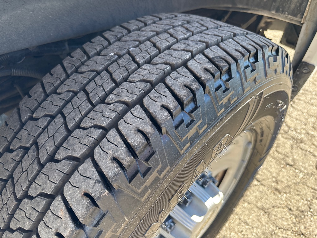 Photo 27 of this CHEVROLET G2500