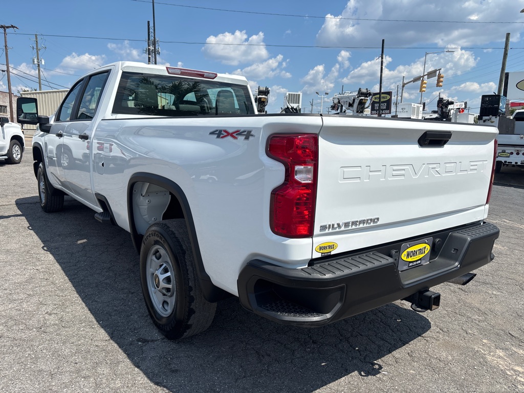 Photo 8 of this CHEVROLET K2500
