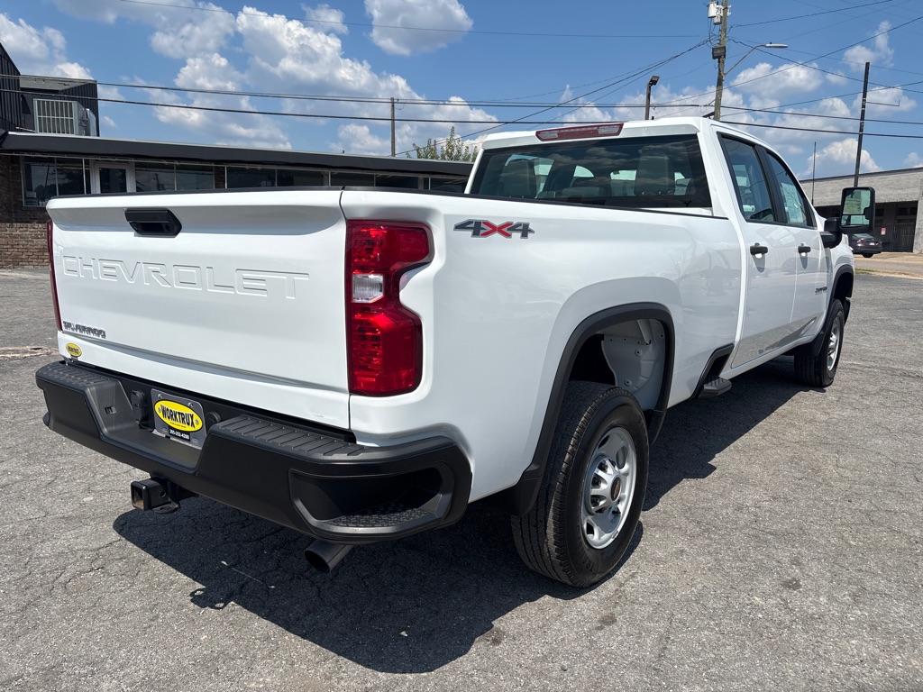 Photo 10 of this CHEVROLET K2500