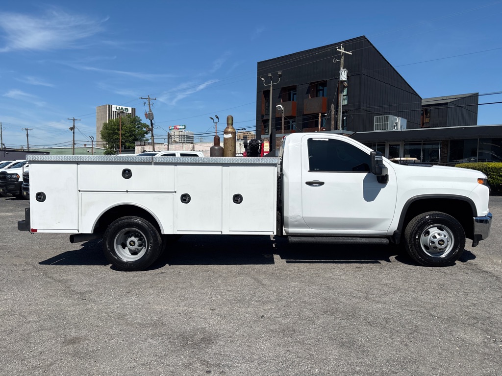 Photo 13 of this CHEVROLET SILVERADO 3500