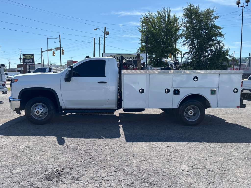 Photo 9 of this CHEVROLET SILVERADO 3500