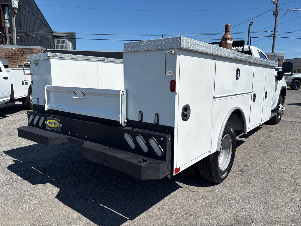 Photo 12 of this CHEVROLET SILVERADO 3500