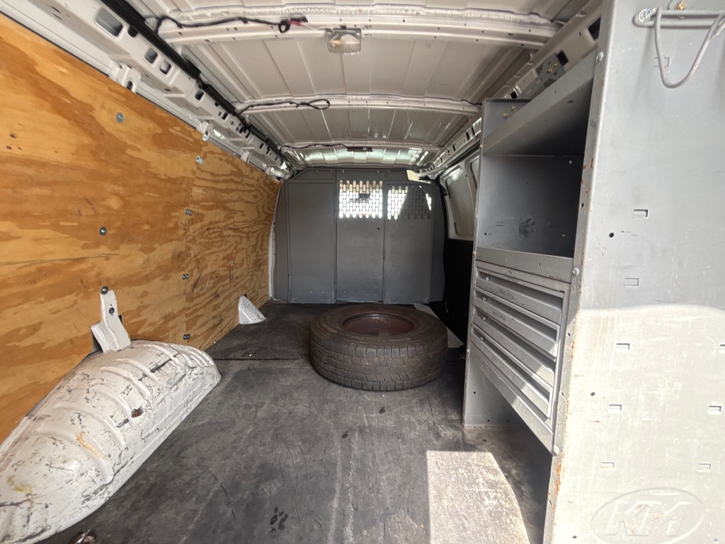 Photo 7 of this CHEVROLET EXPRESS G3500