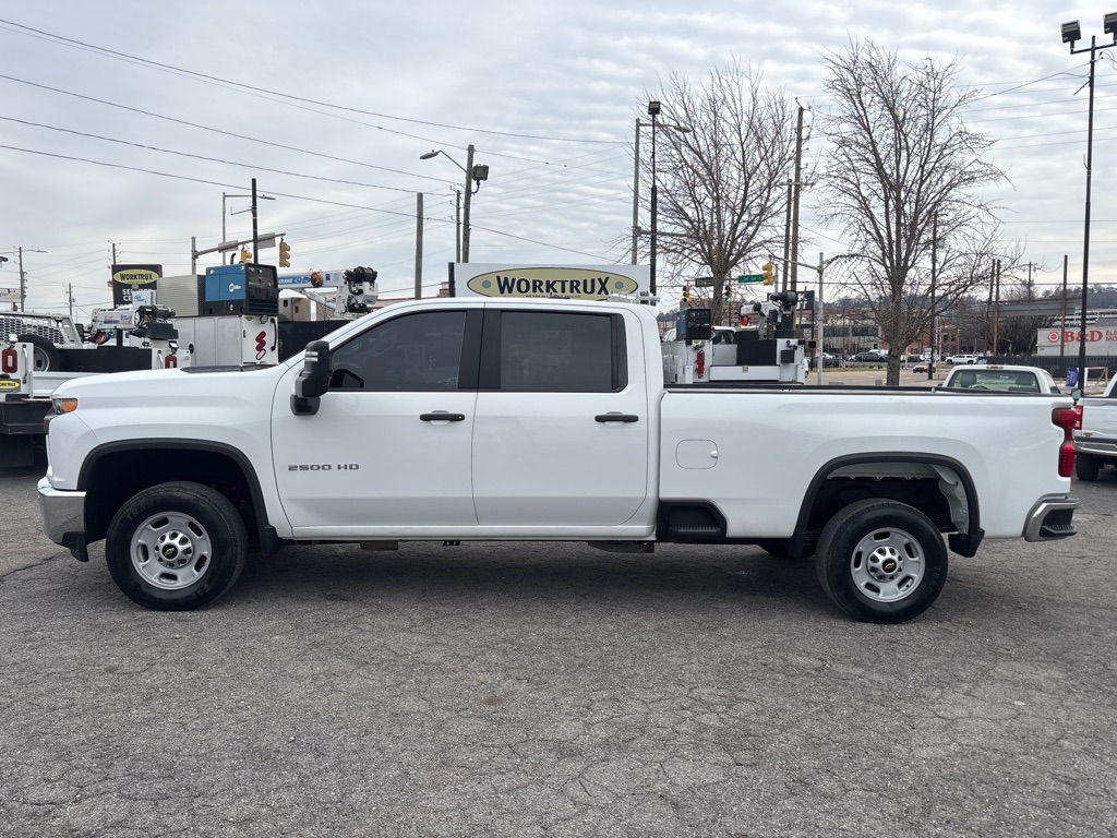 Photo 2 of this CHEVROLET SILVERADO 2500