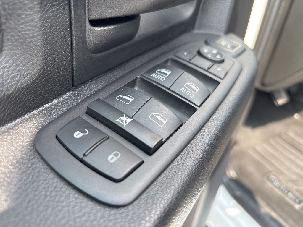 Photo 11 of this RAM 2500