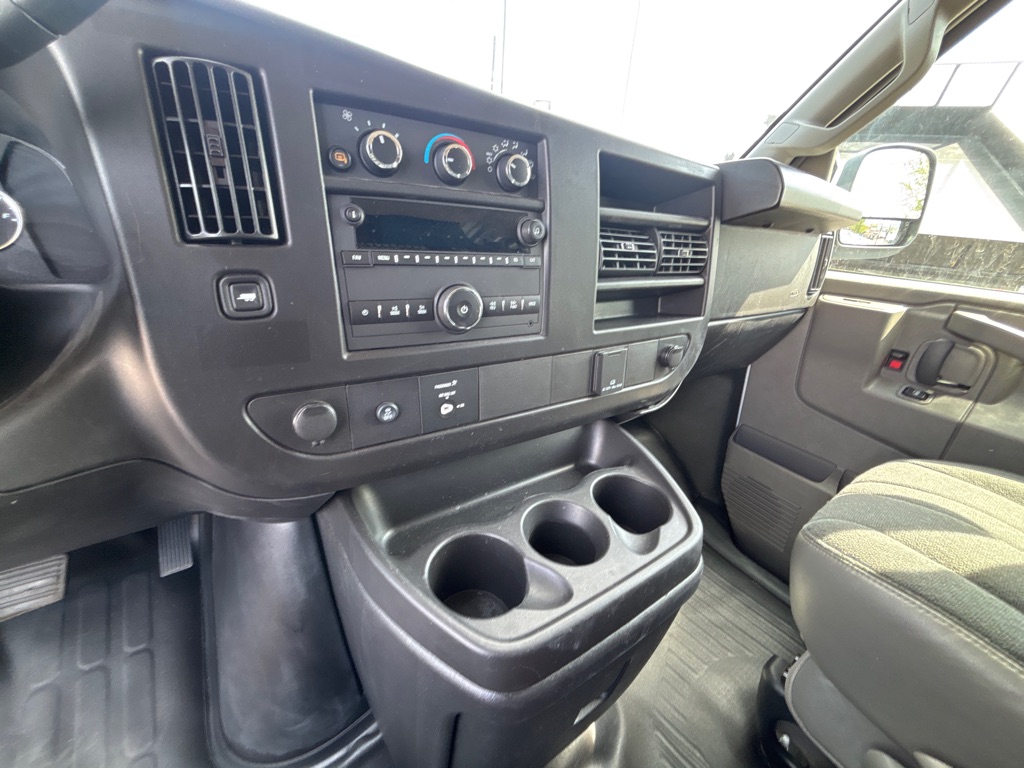 Photo 12 of this CHEVROLET EXPRESS G2500