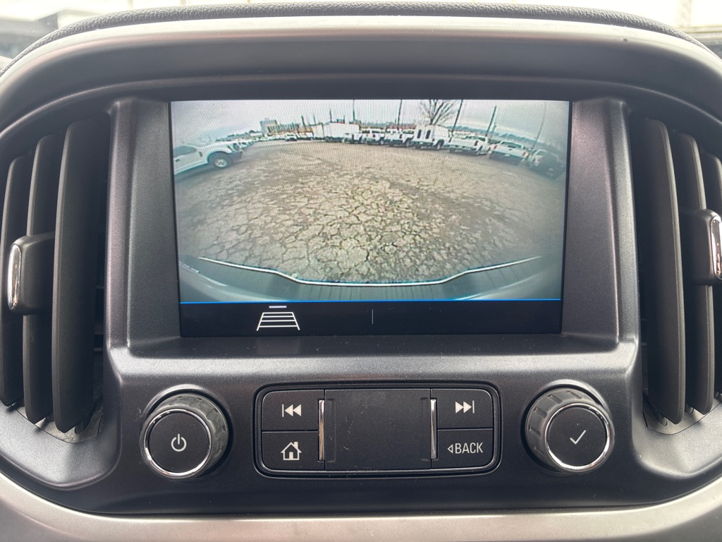 Photo 15 of this CHEVROLET COLORADO