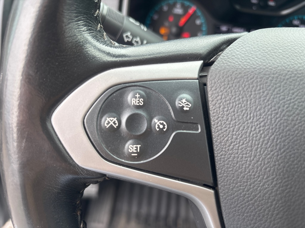 Photo 12 of this CHEVROLET COLORADO