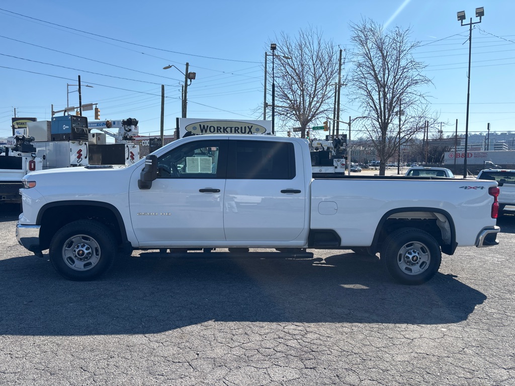 Photo 2 of this CHEVROLET SILVERADO 2500
