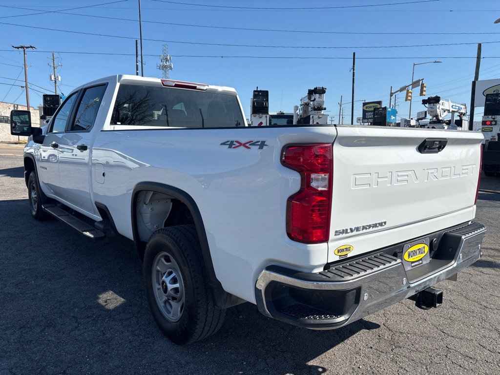 Photo 3 of this CHEVROLET SILVERADO 2500