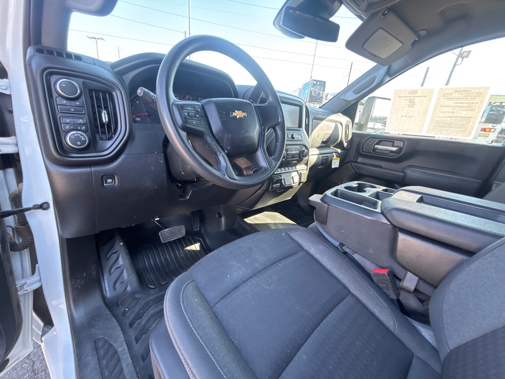 Photo 10 of this CHEVROLET SILVERADO 2500