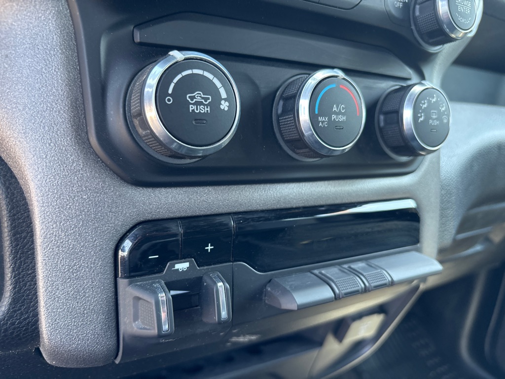 Photo 17 of this RAM 2500