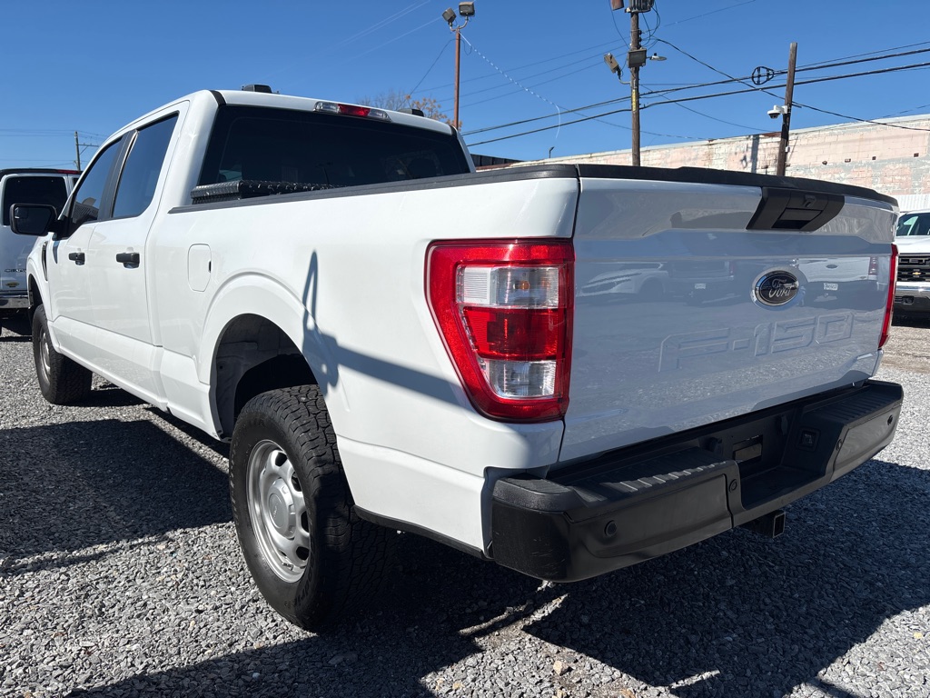 Photo 2 of this FORD F150