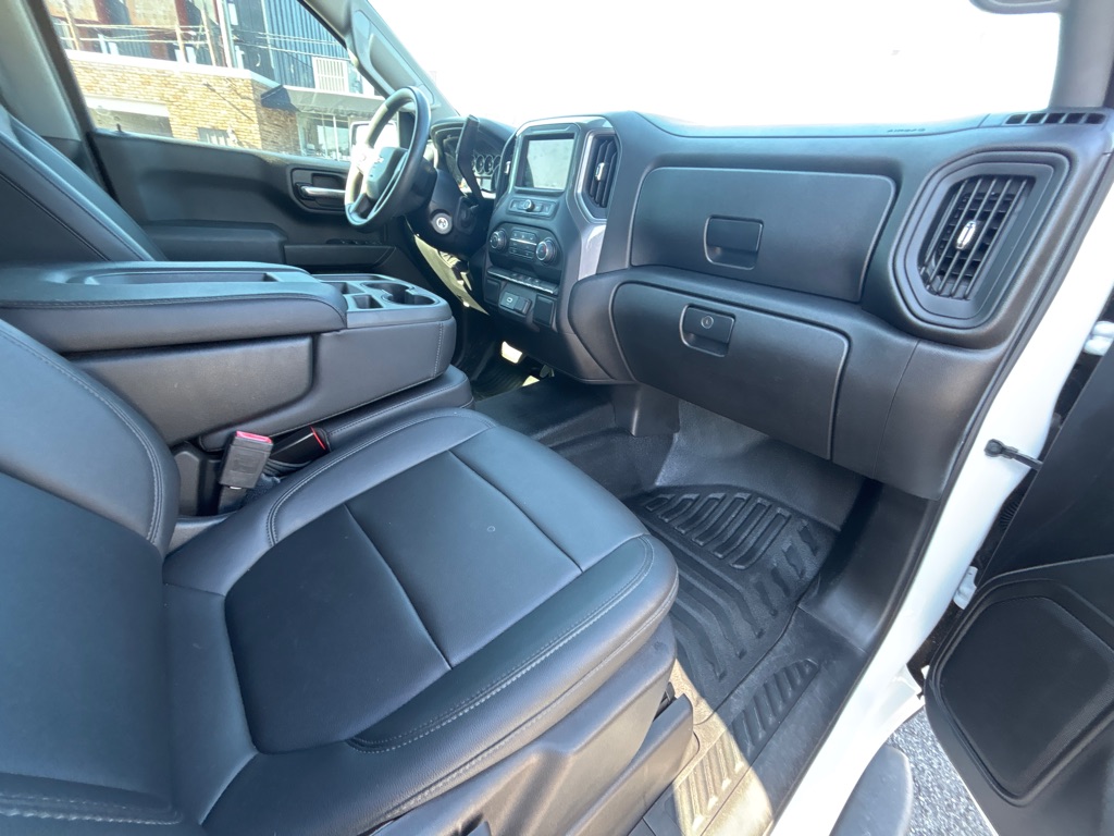Photo 19 of this CHEVROLET SILVERADO 1500