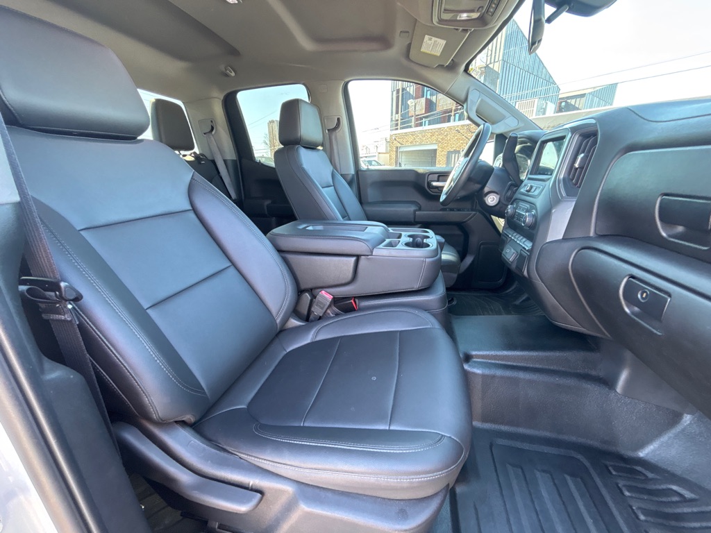 Photo 20 of this CHEVROLET SILVERADO 1500