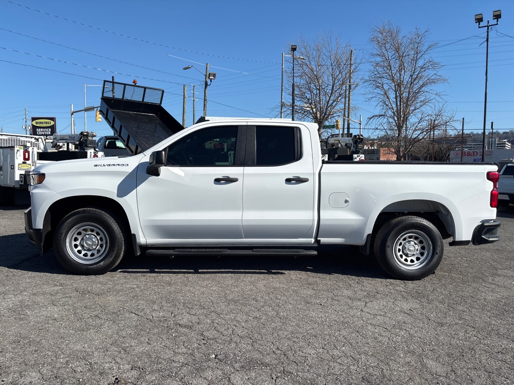 Photo 2 of this CHEVROLET SILVERADO 1500