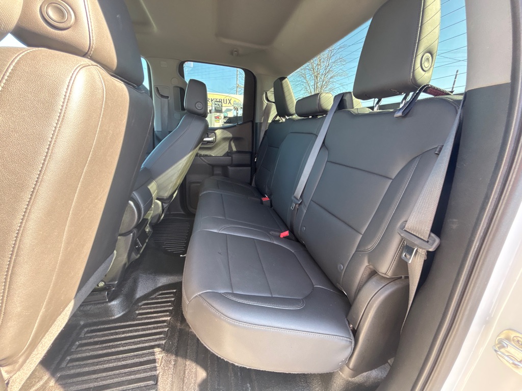 Photo 18 of this CHEVROLET SILVERADO 1500