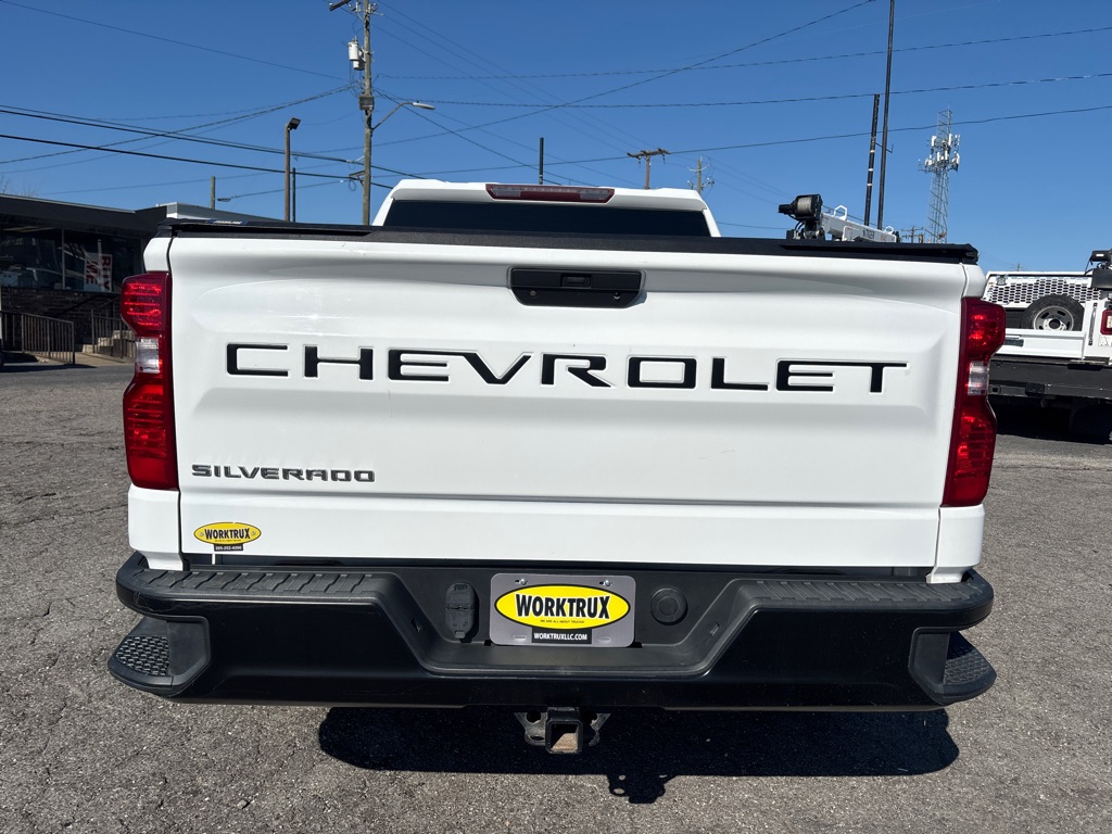 Photo 4 of this CHEVROLET SILVERADO 1500