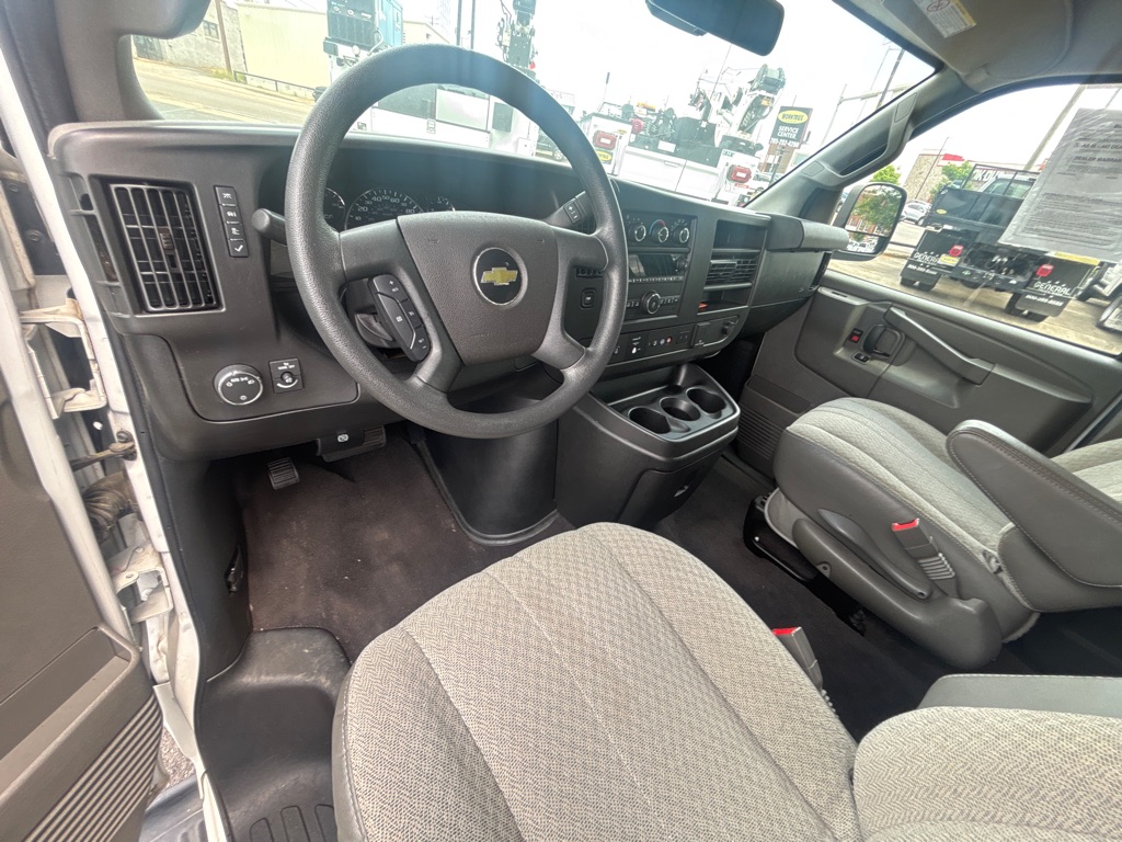 Photo 8 of this CHEVROLET EXPRESS G3500