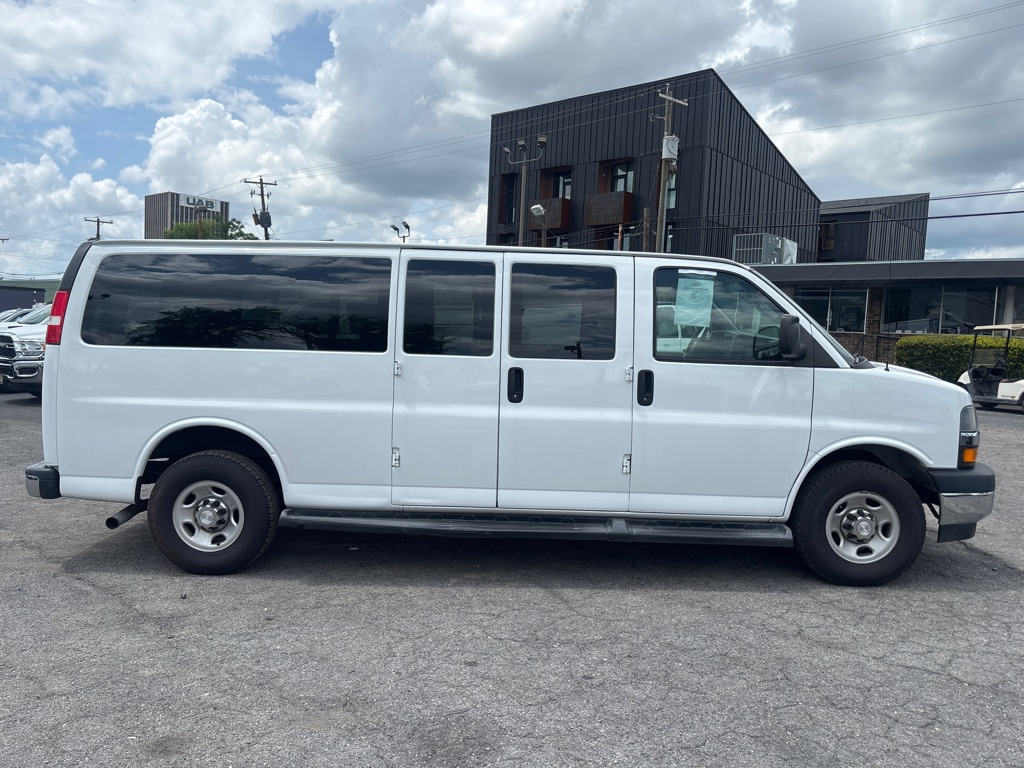 Photo 6 of this CHEVROLET EXPRESS G3500