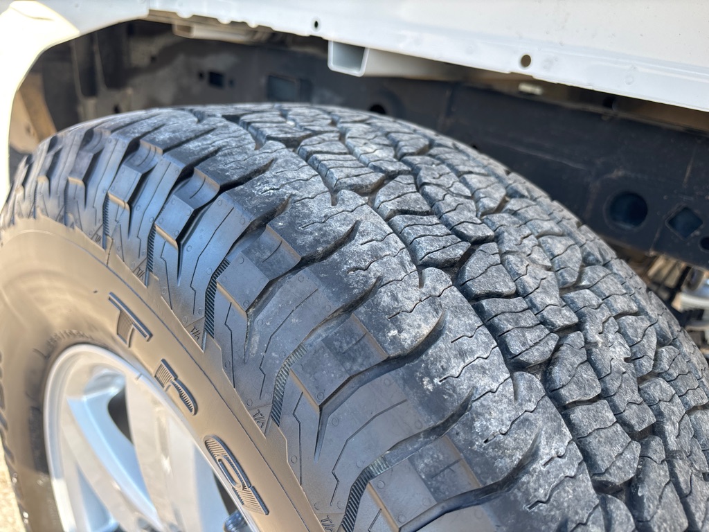 Photo 24 of this FORD F150