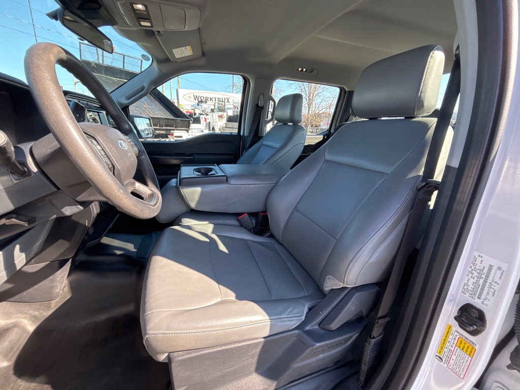 Photo 16 of this FORD F150