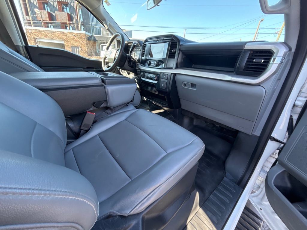 Photo 18 of this FORD F150
